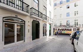 Feels Like Home Chiado Elegant Apartment